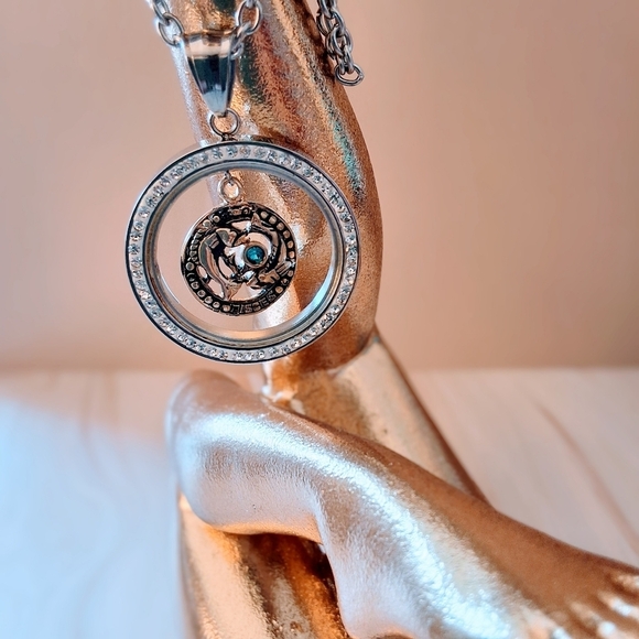 💥 Pisces Zodiac Necklace – Sparkle Like the Stars! - Picture 11 of 12